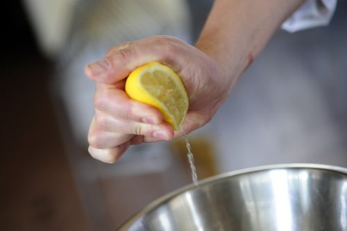 Заправка лимонным соком