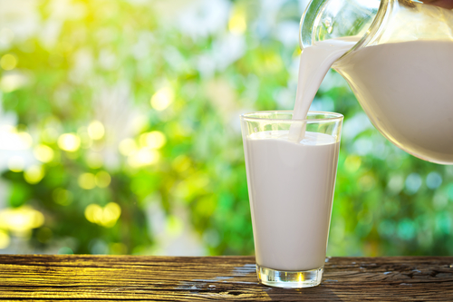 Можно ли пить молоко при панкреатите