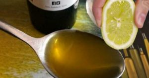 Оливковое масло в лимоном