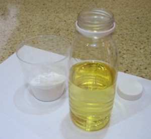 Вода масло сода. Йод в растительных маслах. Масло и лимонная кислота эксперимент. Эксперимент вода масло и лимонная кислота. Растительное масло и сода реакция.