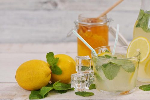 Лимонад с мятой и медом