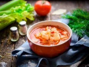 Помидорный суп с сельдереем