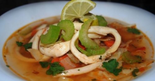 Овощной суп с кальмаром