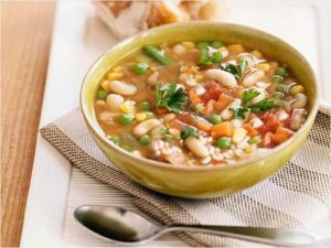 Диетический суп с фасолью